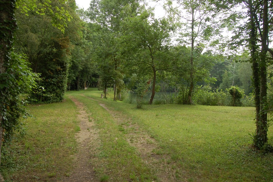 Etang à louer
